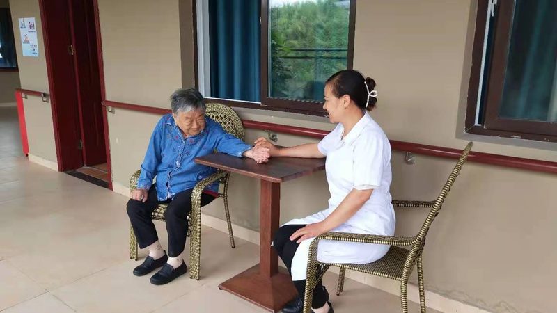上海养老院为何好的总是一床难求