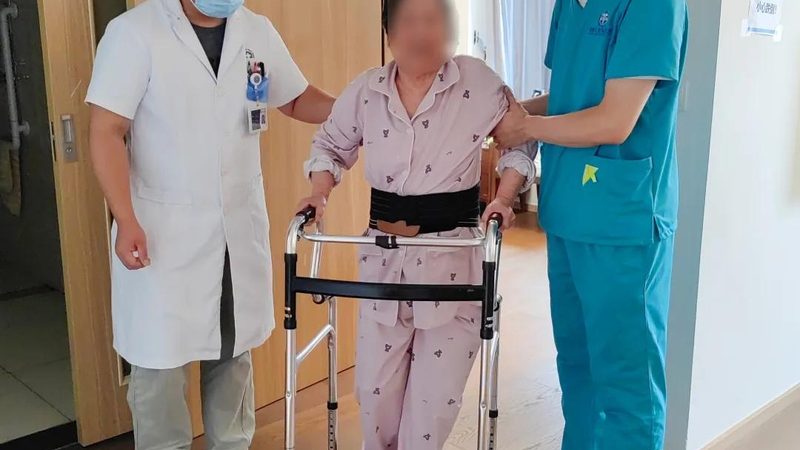 居家医养结合服务模式：揭秘与社区养老的不同之处