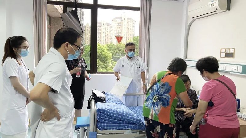 农村养老院加盟项目：揭秘加盟流程与关键要点**